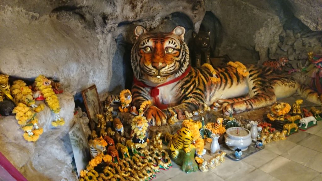 tiger-cave-temple
