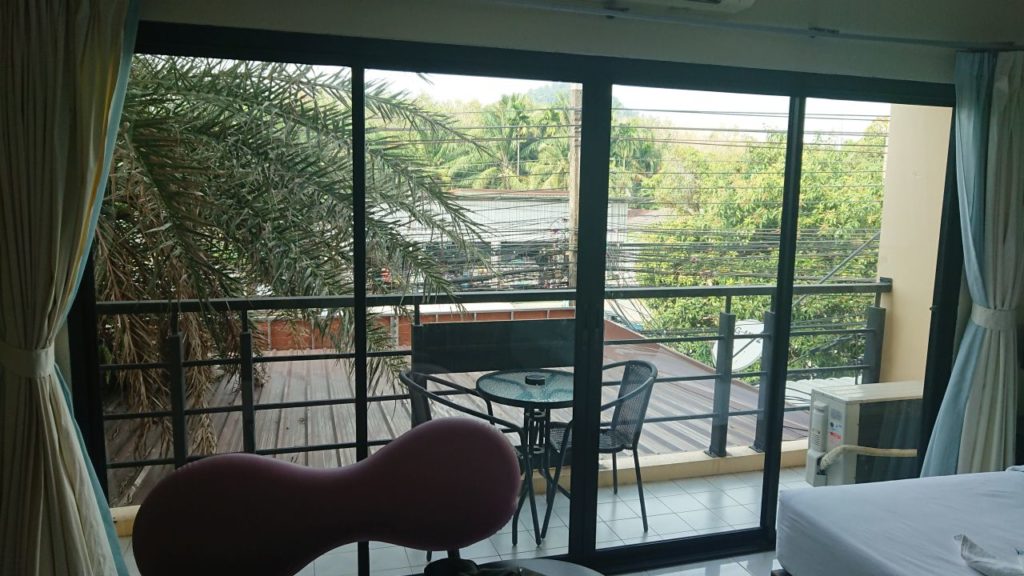 ao-nang-hotel-balkon