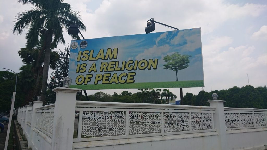 islam-religia-pokoju-bilboard